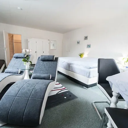 Forsthaus 3*