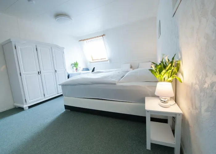 Готель Forsthaus Sellin (Rugen)